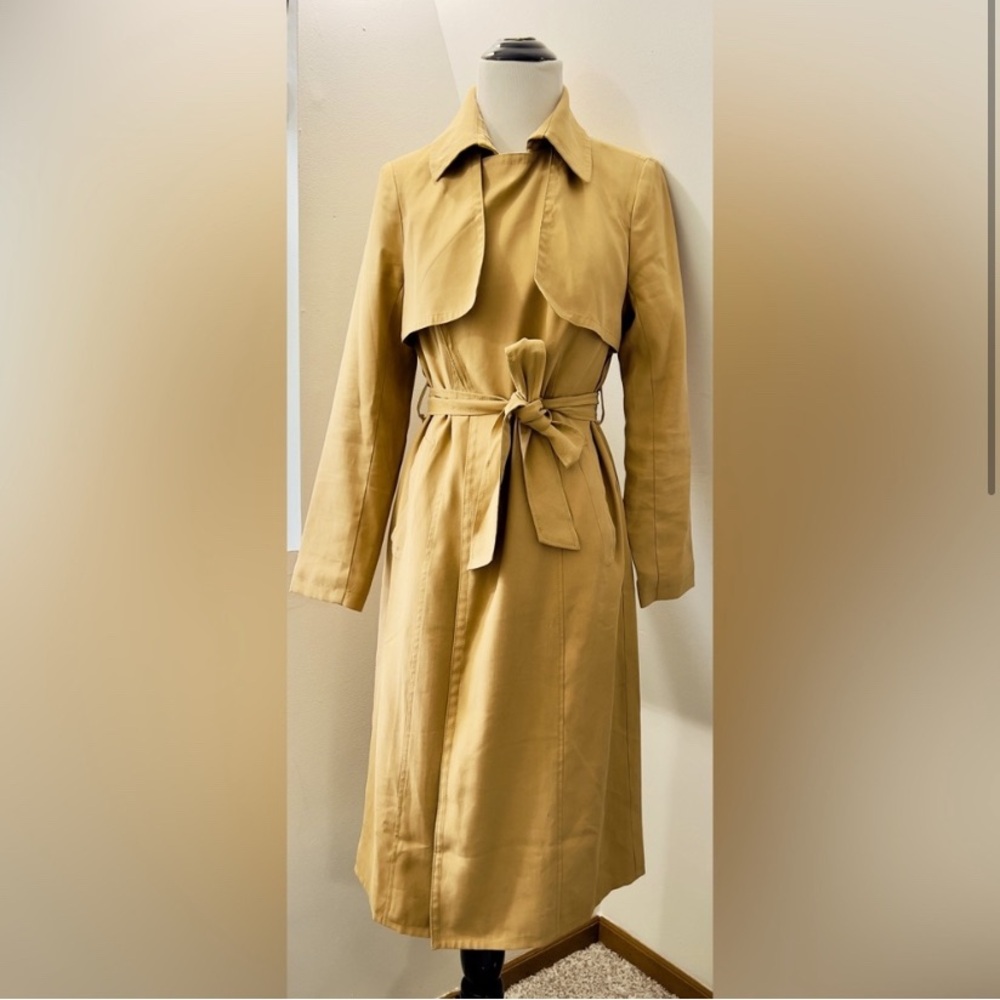 Banana Republic Tan Trench Coat XS